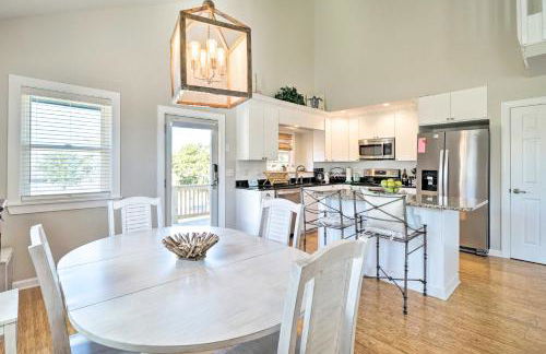 Carefree Coastal Getaway - Walk to Long Beach - Foto 8