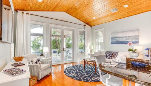 Waterfront Stuart Oasis with Hot Tub and Dock! - Foto 3