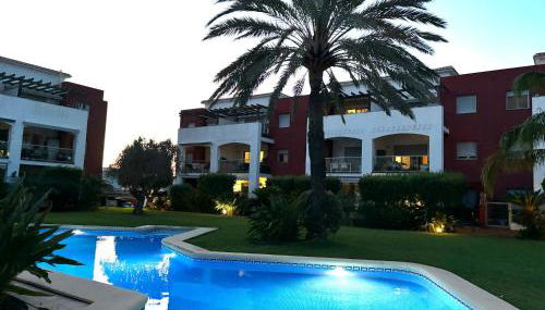 Hoteltype Penthouse 2 Beds, Parking, WIFI & pool Stunning Views - Foto 2, Garden, sunbed, Garden view