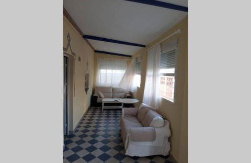 Casa a pie de playa, con patio. Zona Miramar. - Foto 13