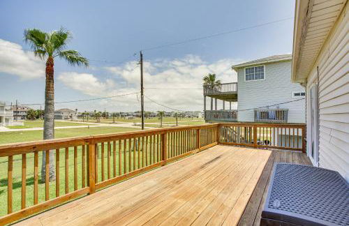 Walk to Terramar Beach! Home with Pool and Dock Access - Photo 22