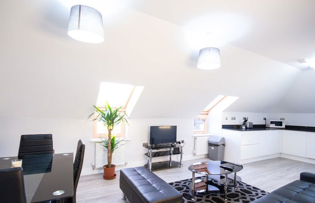 Holden Court - Photo 23