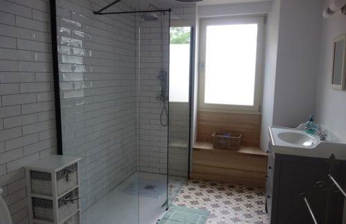 Superbe gite cosy et rustique - accès piscine en haute saison - Photo 7