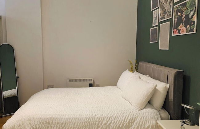 π‘ 1BR Flat Nr Childrens Hospital & Uni π Free Parking - Photo 4