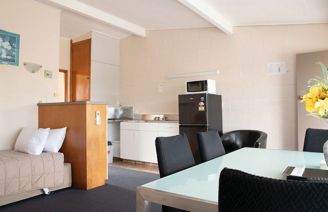 Tuki Tuki Motel - Photo 14