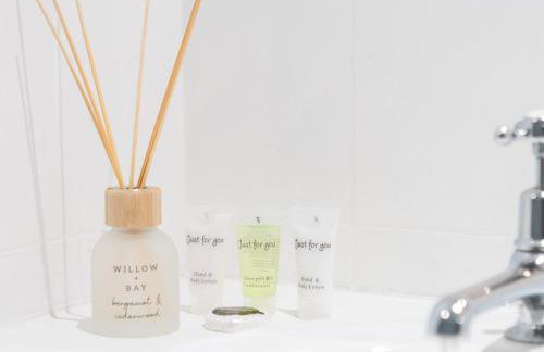 Spacious 3 Bed House - Garden - Netflix - Free Street Parking - Harborne 122G - Foto 24