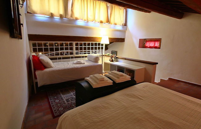 Spacious Villa With Pool in Fabriano Italy - Foto 1