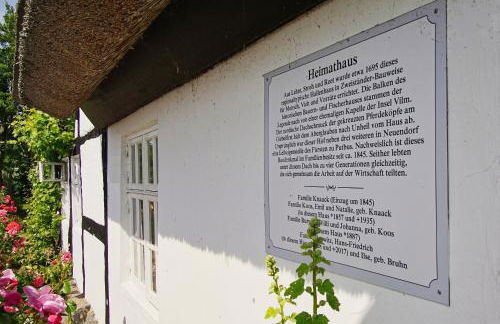 strandnahe Idylle am Meer, private Badestelle mit Strandkorb - Gutshof Ostseeblick FeWo Nr 04 - Photo 23