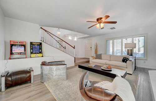 Gorgeous 6BR with Pool and Spa - Photo 8