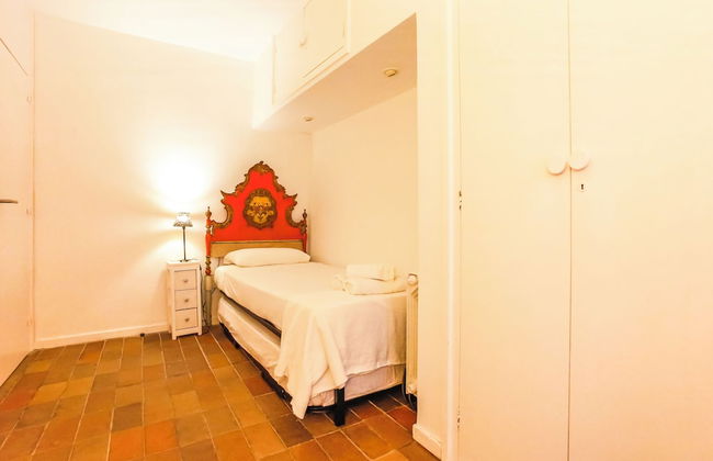 Newly Renovated Beachfront Apartment Ideally Located in Penelope - Foto 9