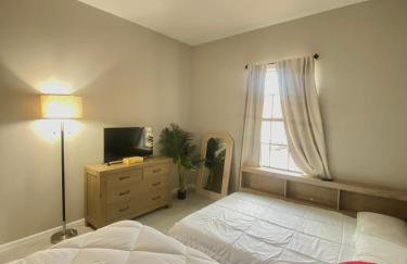 Modern Tropical Family Retreat near Legoland, Disney, Universal and Bok Towers - Foto 14