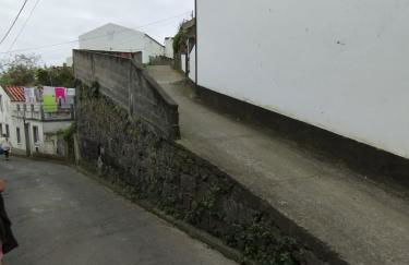 Um quarto da Casa Do Monte - Photo 34