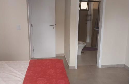 Guaruja Enseada 3 dormitorios 2 minutos da praia e ar condicionado - Foto 6