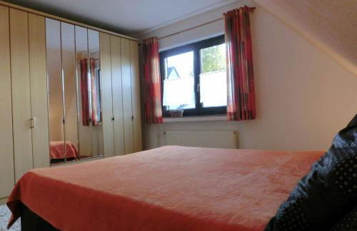 Cozy Apartment with Private Garden in Nisterau - Foto 12