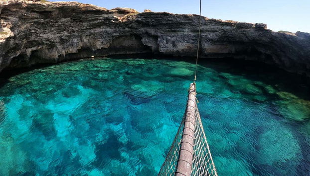 Águas cristalinas de Lampedusa
