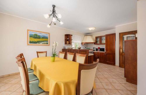 Villa Eufemia near Poreč with large garden and outdoor playground for kids - Foto 24