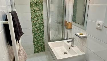 Appartement - Proche château de Versailles - Foto 4, towels, Shower