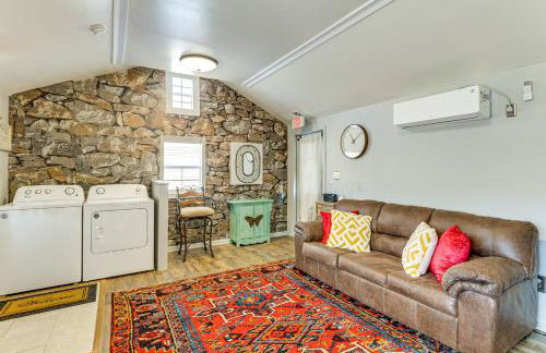 6 Mi to Clift Farm! Pet-Friendly Guesthouse - Foto 7