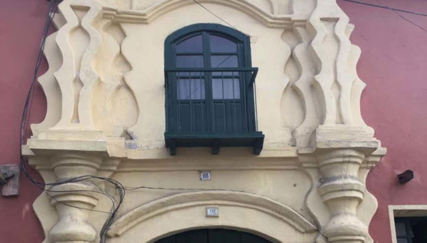 Fachada de la casa de Francisco de la Rochas