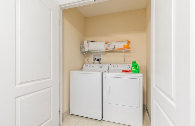 GLOBALSTAY. Modern 3-4 Bedroom Town - Photo 77