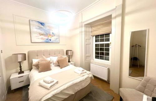 'Maisie' in ApartNest Auchterarder - Photo 11