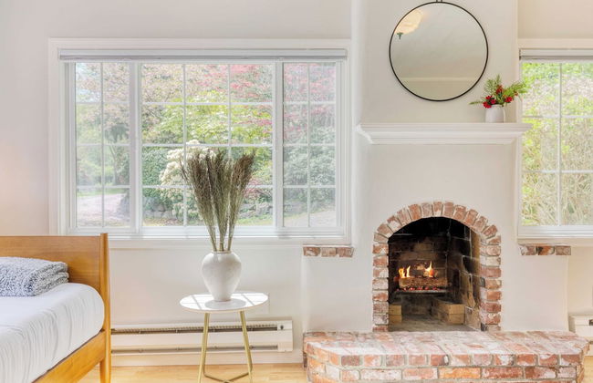 Colonial Bluff House Above the Sea by Avantstay - Foto 21