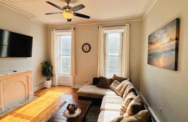 Charming, Spacious Apartment Downtown Albany - Foto 1