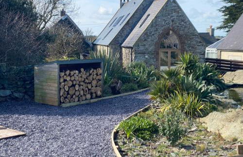 Converted chapel - Sant Pedr Newydd with sea views from garden - Photo 1