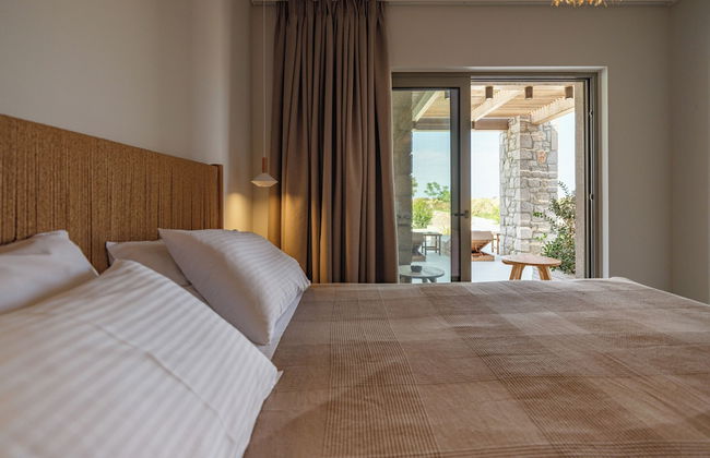 Allure Wellness Retreat - Photo 13