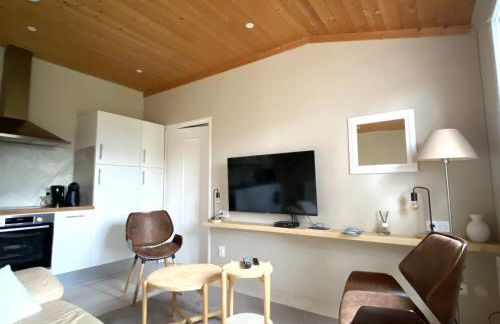 Charmant T2 RDC avec jardin privatif à 500m de Loctudy - FR-1-813-1 - Photo 2