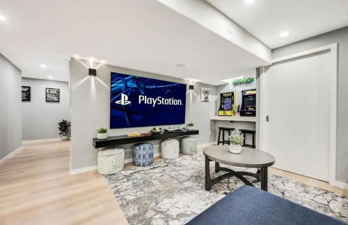 Modern 5BR, Kid-Friendly Home In Poconos with Pool Table - Foto 64