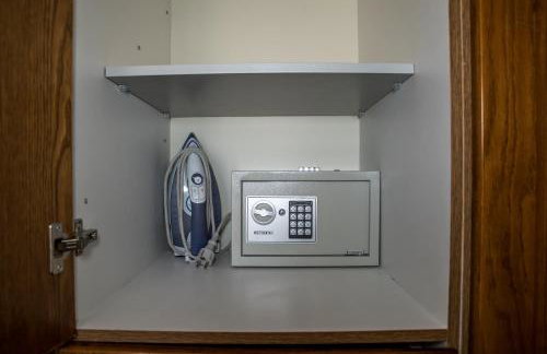 Paradise Bar Apartments - Photo 33