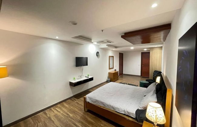 Air Reside Residency Apartment - Photo 12