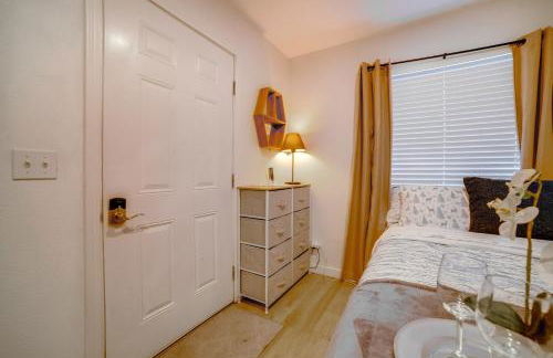 Nurse-Ready Rental 10 Mi to Dtwn Riverside! - Foto 10