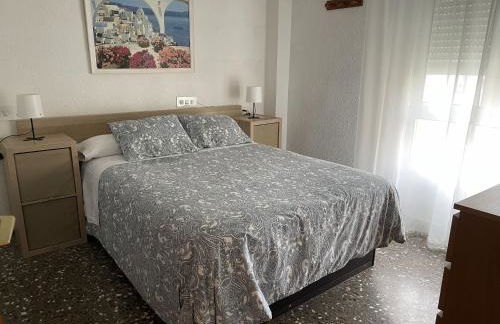 AEROPUERTO El ALTET - Photo 4