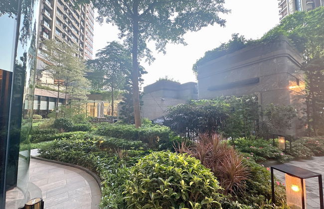 Beautiful 3-bedroom Apartment - Photo 37