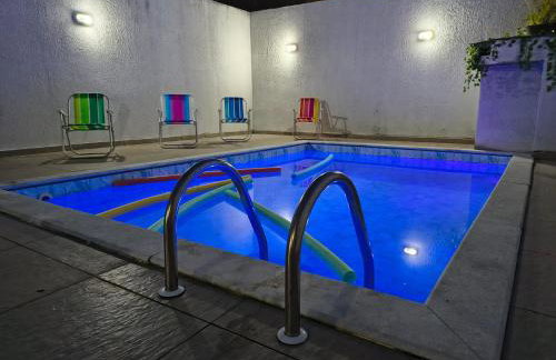 Casa completa com piscina perto da praia, garagem, aceita pet - Foto 13