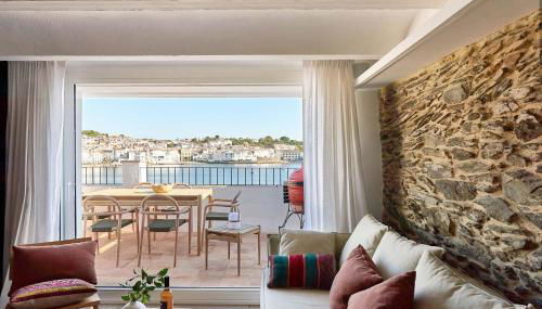 Beachfront Penthouse with Sea Views in CADAQUES - Foto 1