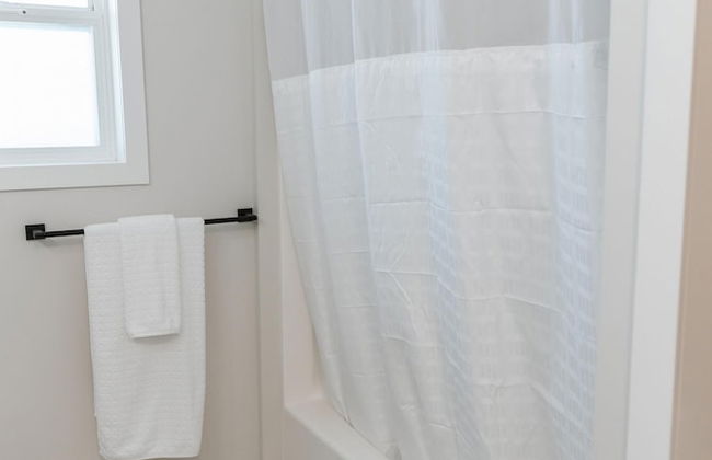 The Oxen - Dt Home w Putting Green and Tons of Parking - Photo 46