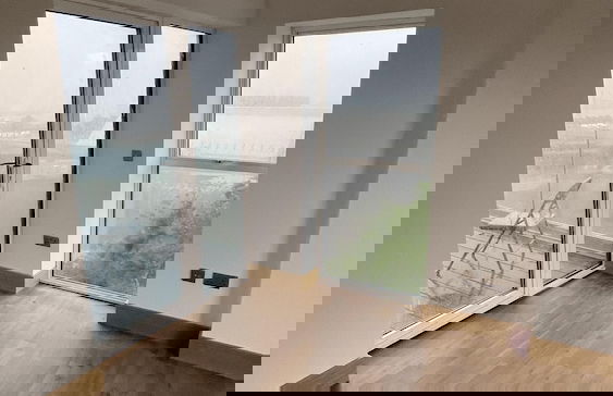 Exquisite Riverside Living in a Stunning Flat - Foto 22