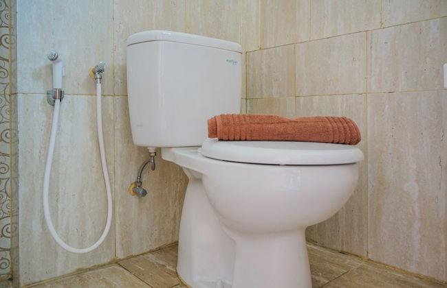 Simply Minimalist Studio at Green Park View Apartment - Photo 11