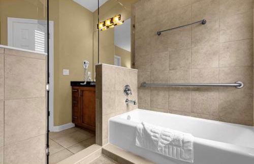 Your Summer Getaway Awaits - Townhome by Disney! - Foto 18