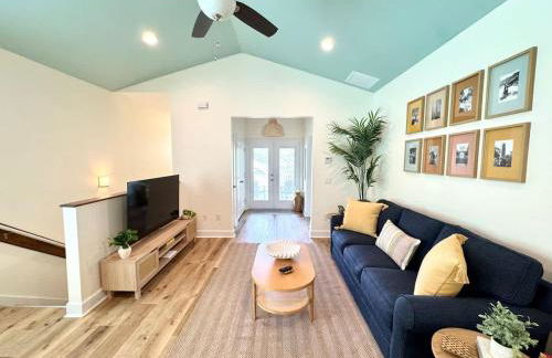 The Royal Cypress Suite Near UF Shands Downtown - Photo 8