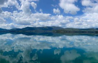 Built 2016 Pristine Lake House for Boating, Remote Work, Hiking and Relaxing - Foto 42