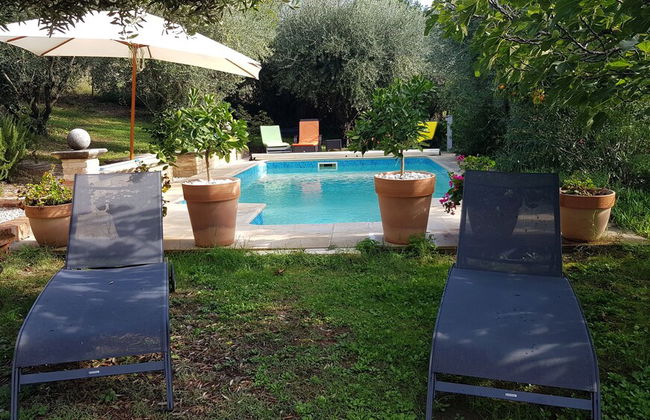 Home set in Olive Grove With Stunning Views - Foto 30