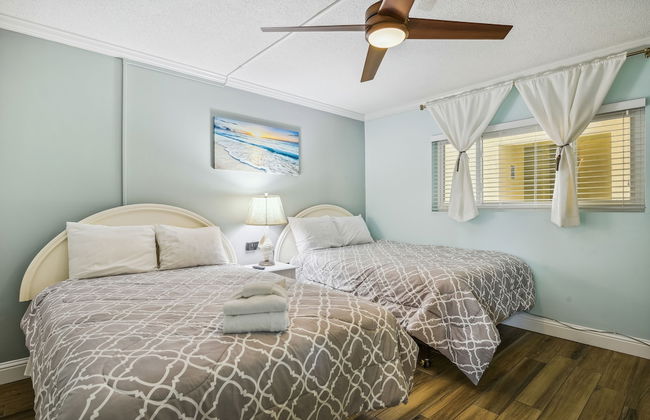 Regency Towers by Book That Condo - Foto 14