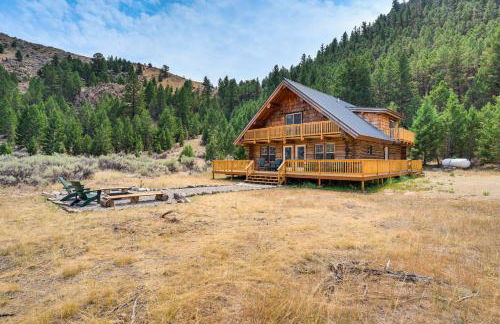 Riverfront Montana Log Cabin with Mountain Views! - Foto 35