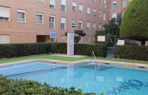 Encantador Ático a 2,6 km de la Playa - Foto 52