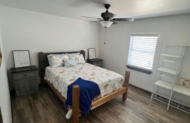 Lakefront-Private Dock-Lakeview-Sleeps 22 plus - Foto 67