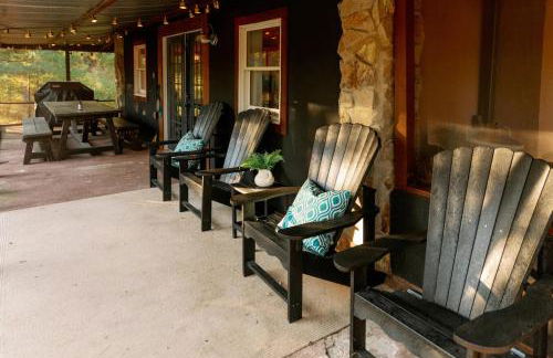 HOT TUB! Cozy Spa Haven Sleepy Creek Bliss Lodge - Photo 33